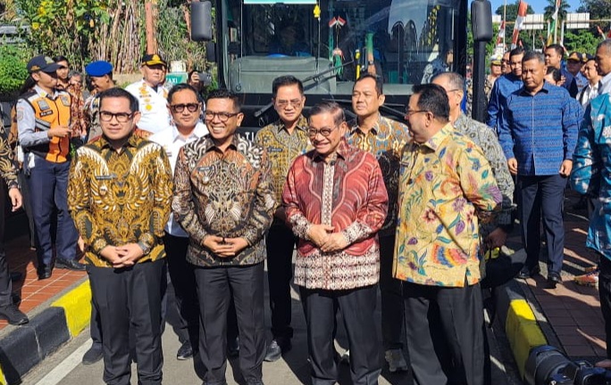Pramono Resmikan Transjabodetabek Rute Alam Sutera-Blok M, Tarif Hanya Rp3.500
