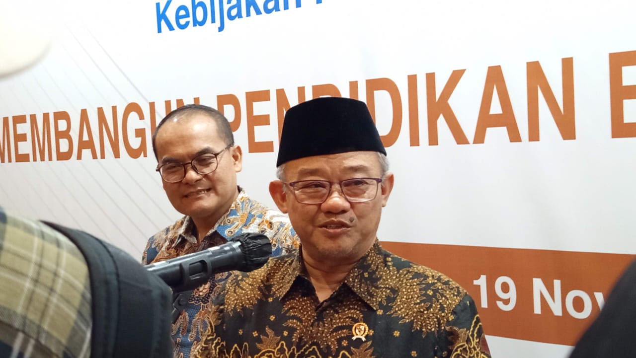 Rasio Guru 1:15 Diklaim Sudah Ideal, Mendikdasmen Abdul Mu'ti: Sering Jadi Jabatan Politik