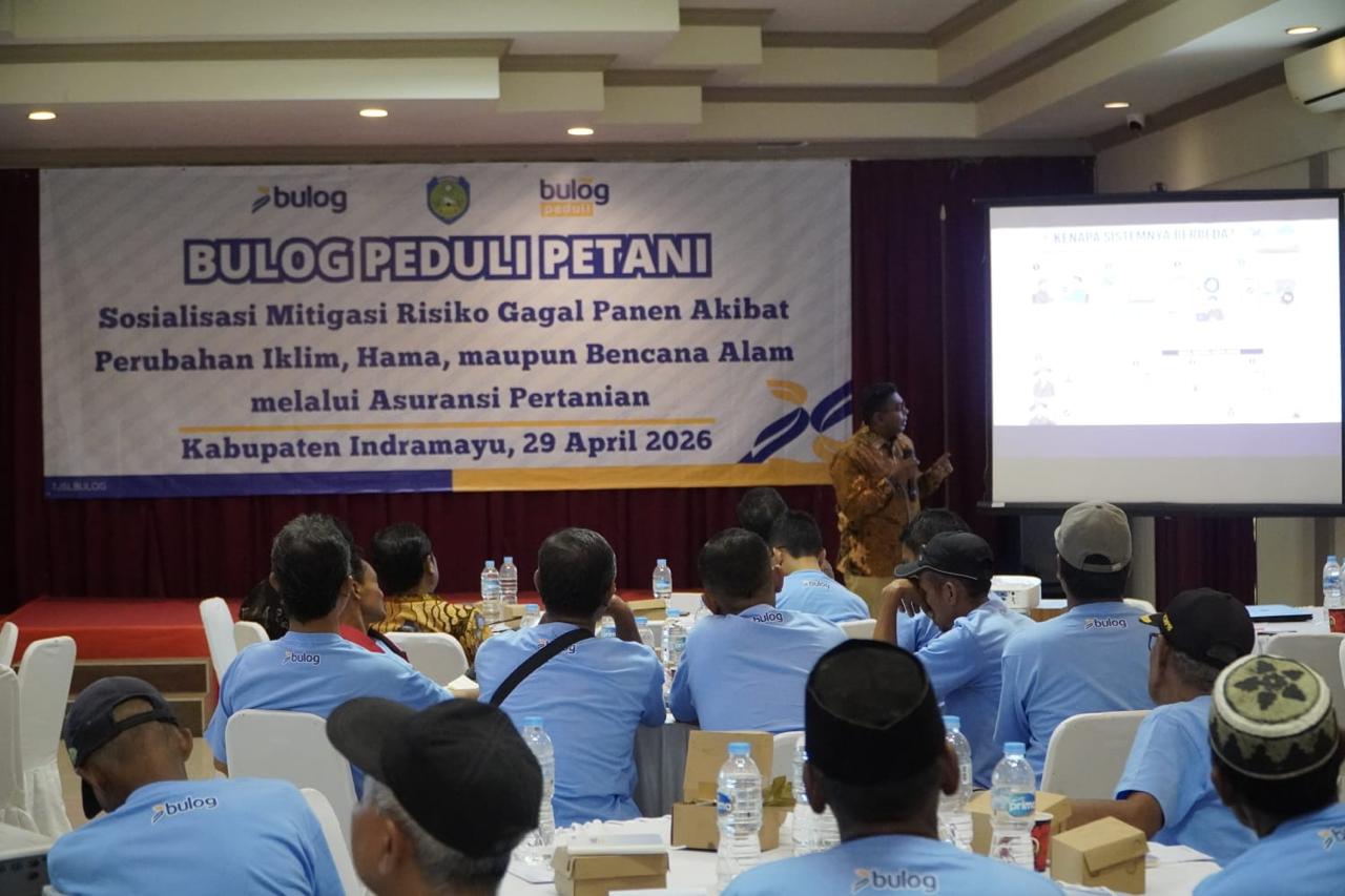 BULOG Dorong Ketahanan Petani melalui Program TJSL 'Bulog Peduli Petani' di Indramayu