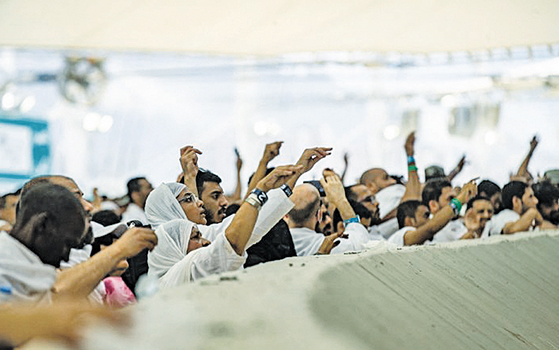 Puncak Haji Berakhir, Jemaah Kembali ke Mekah Lakukan Tawaf Perpisahan
