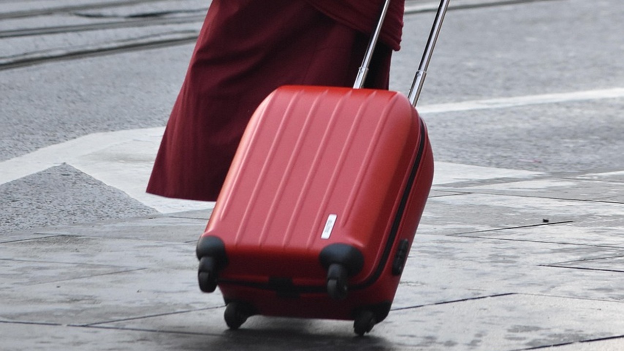 Fakta Baru Mayat Dalam Koper Merah di Ngawi, Dihabisi Suami Siri di Kamar Hotel