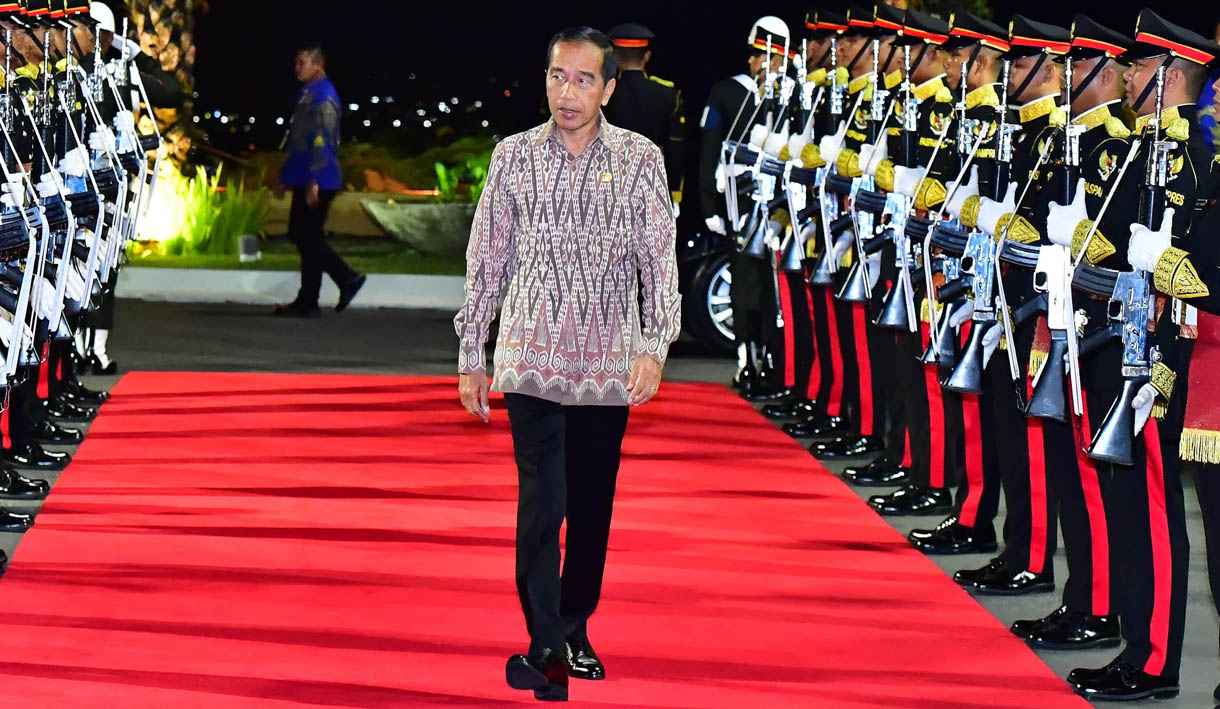 Jokowi Perkenalkan Prabowo Sebagai Presiden Terpilih di Depan Delegasi WWF Bali