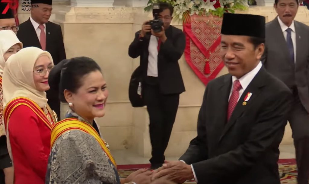 18 Tokoh Ini Terima Tanda Kehormatan dari Presiden Jokowi