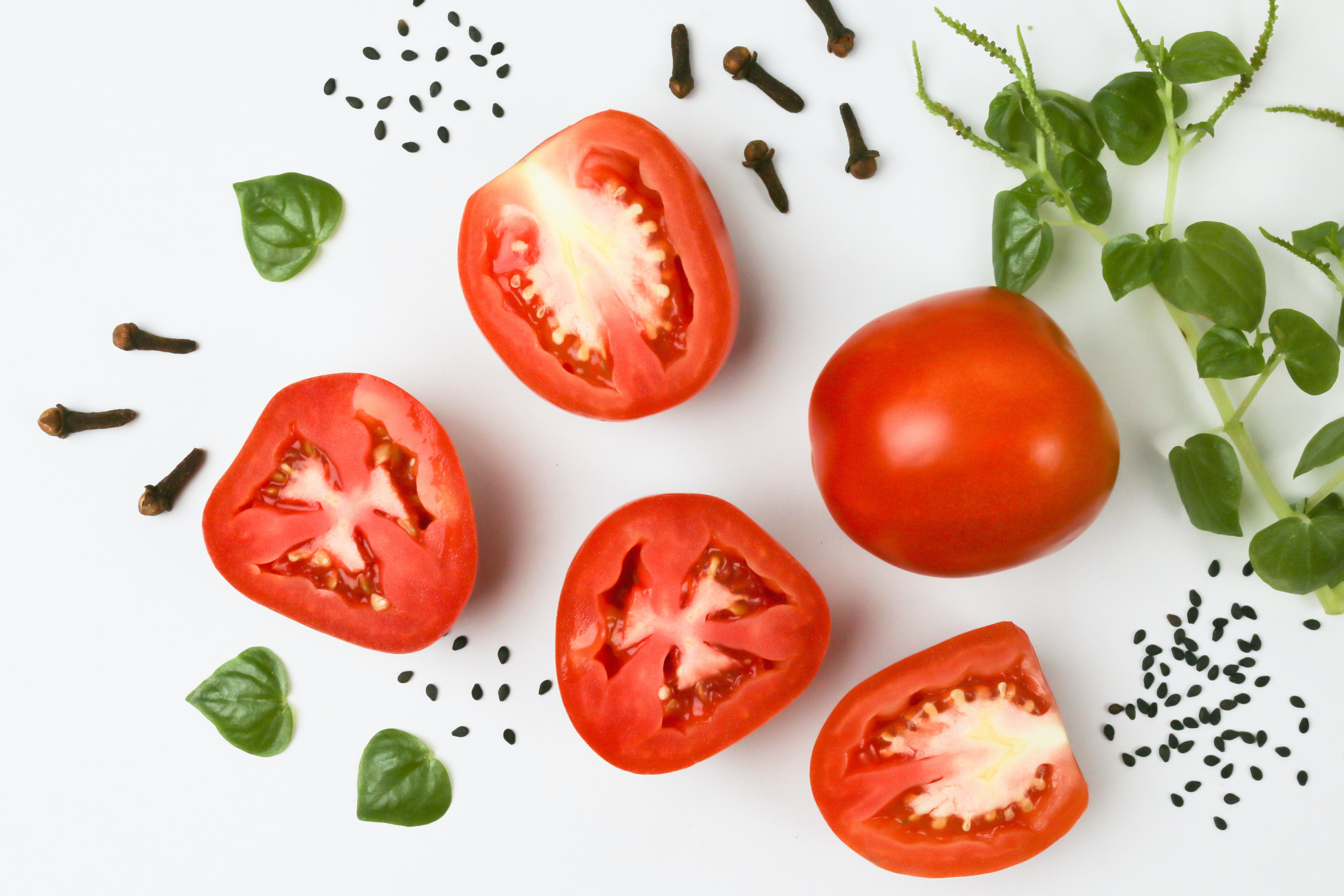 Bisa Sehatkan Jantung Sampai Kulit, Ini 5 Manfaat Jika Kamu Rutin Sarapan Tomat Setiap Hari