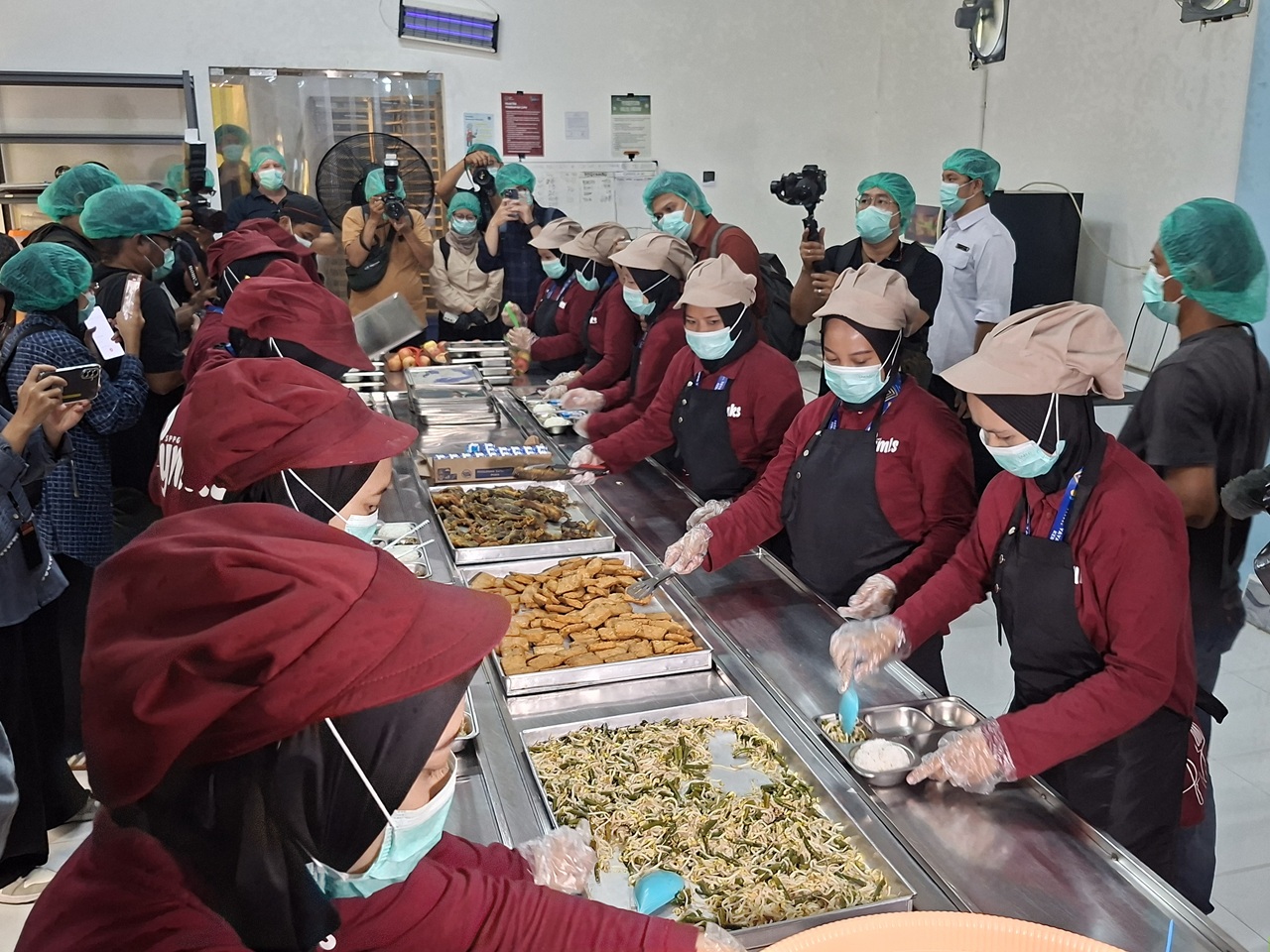 Agar Tak Gampang Basi, Menu MBG di Bulan Ramadan﻿ Hanya Telur dan Roti