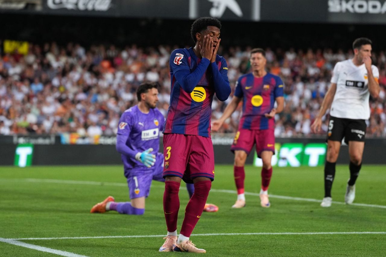 Rating Pemain Barcelona yang Keok 1-3 Lawan Valencia, Alejandro Balde Anjlok