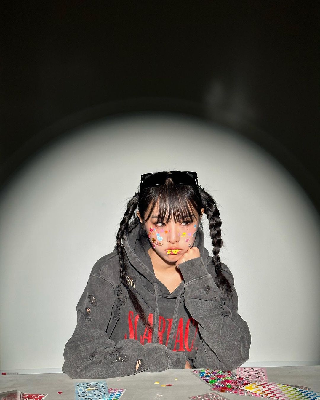 Solois Yena Rilis Teaser Perdana untuk Tandai Comeback-nya ke Industri Musik