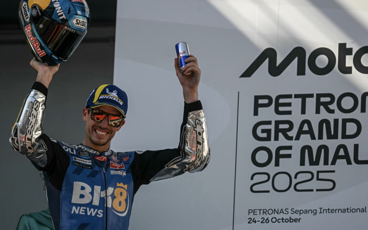 MotoGP Malaysia 2025: Alex Marquez Juara, Ban Bocor Gagalkan Pecco Bagnaia