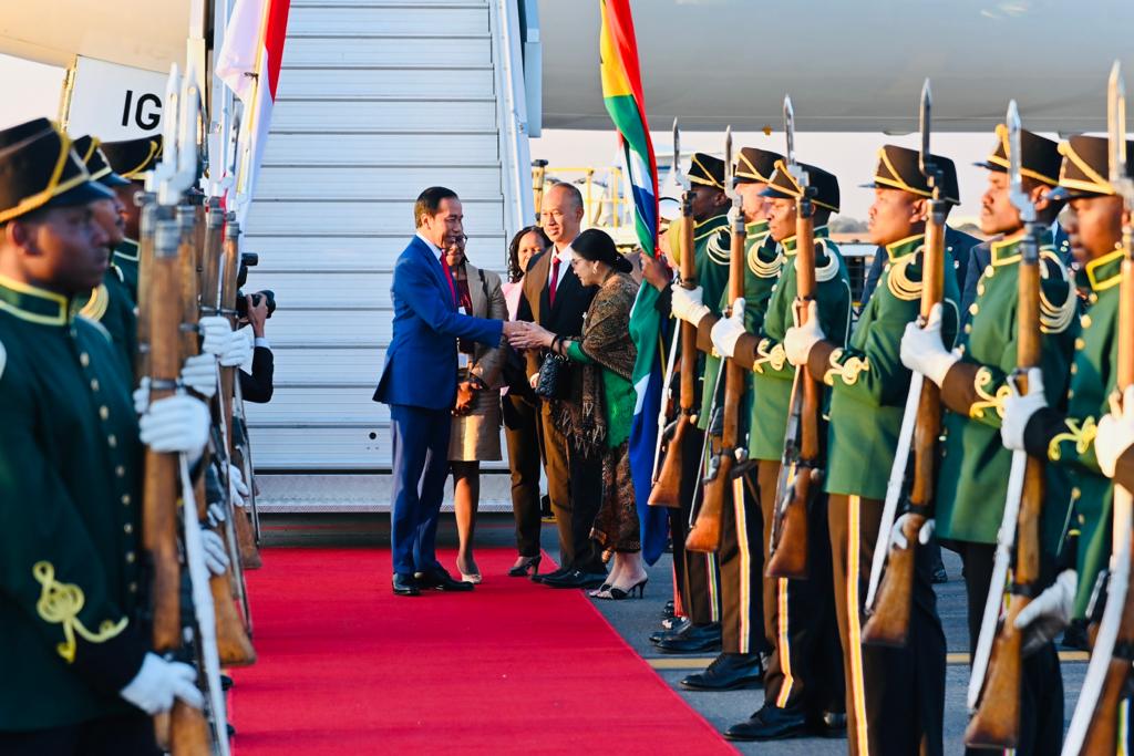 Usai ke Tanzania dan Mozambik, Jokowi Lanjut Kunjungi Afrika Selatan