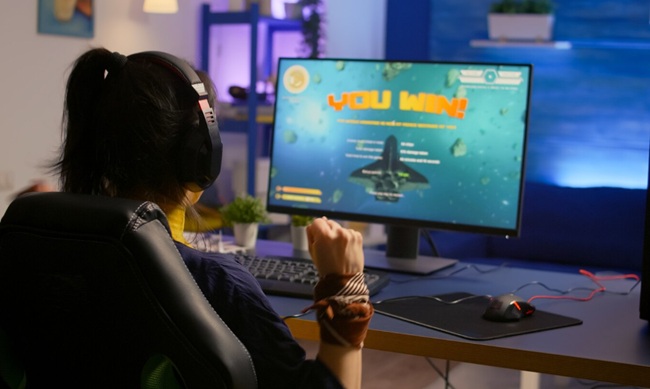 Game Online, Racun Jejak Digital, dan Ledakan SMAN 72: Sinyal Bahaya dari Dunia Maya