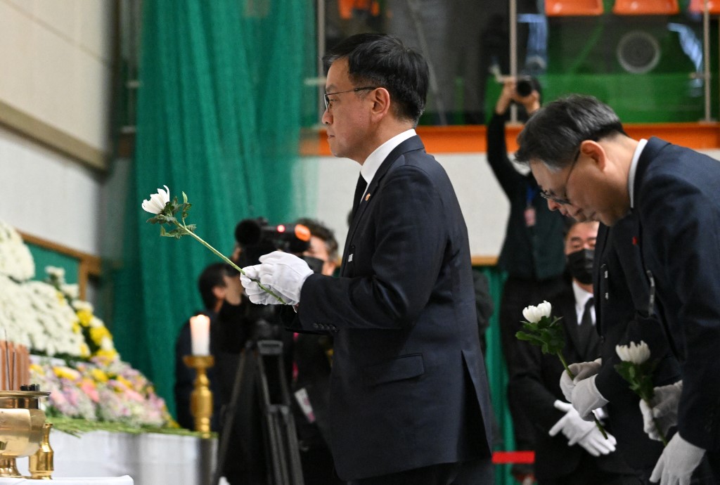 ⁠Korea Selatan Tetapkan  Masa Berkabung Nasional Selama 7 Hari Setelah Kecelakaan Pesawat Jeju Airlines