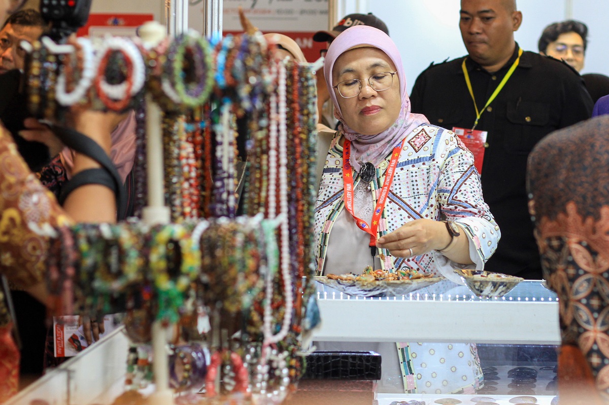 Surabaya International Jewellery Fair 2024, Harga Emas Melonjak, Daya Beli Malah Makin Naik