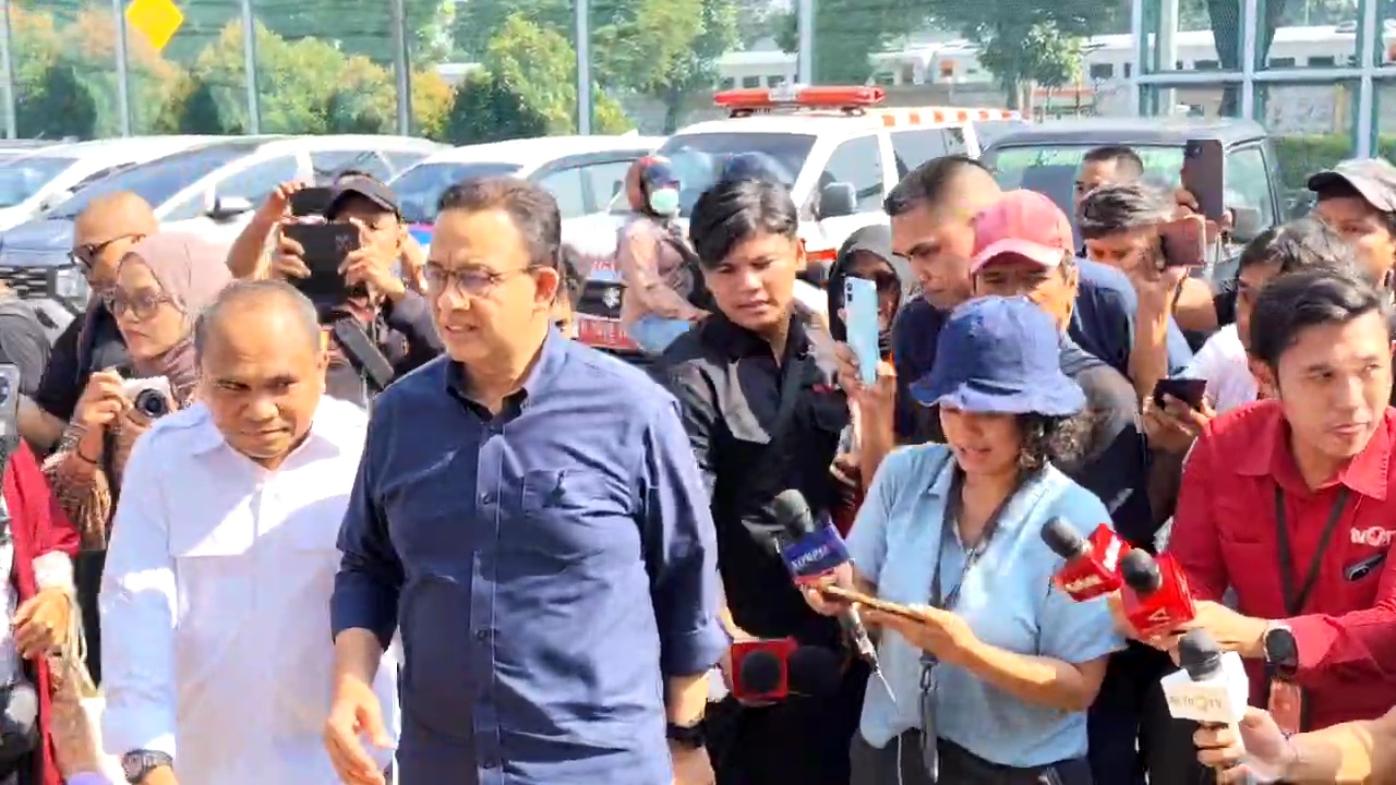 Tom Lembong Dapat Abolisi dari Prabowo, Keluarga dan Anies Gerak Cepat ke Lapas: Saya Mau Dengar dari Beliau