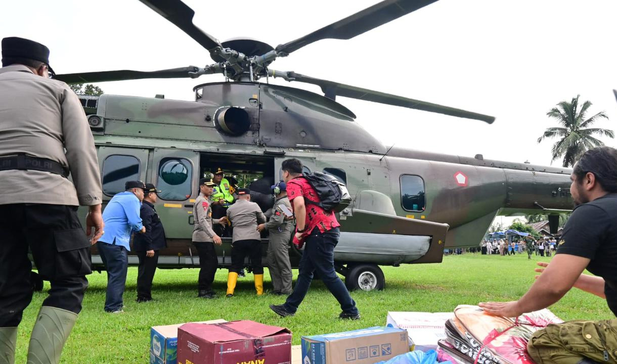 11 Helikopter Dikirim Pemerintah Untuk Percepatan Penanganan Bencana Banjir Sumatera