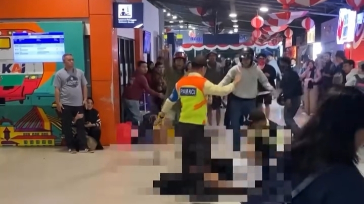 Bentrok Suporter Pecah Usai Laga PSIM vs Persib, Aksi Saling Pukul Terjadi di Stasiun Lempuyangan