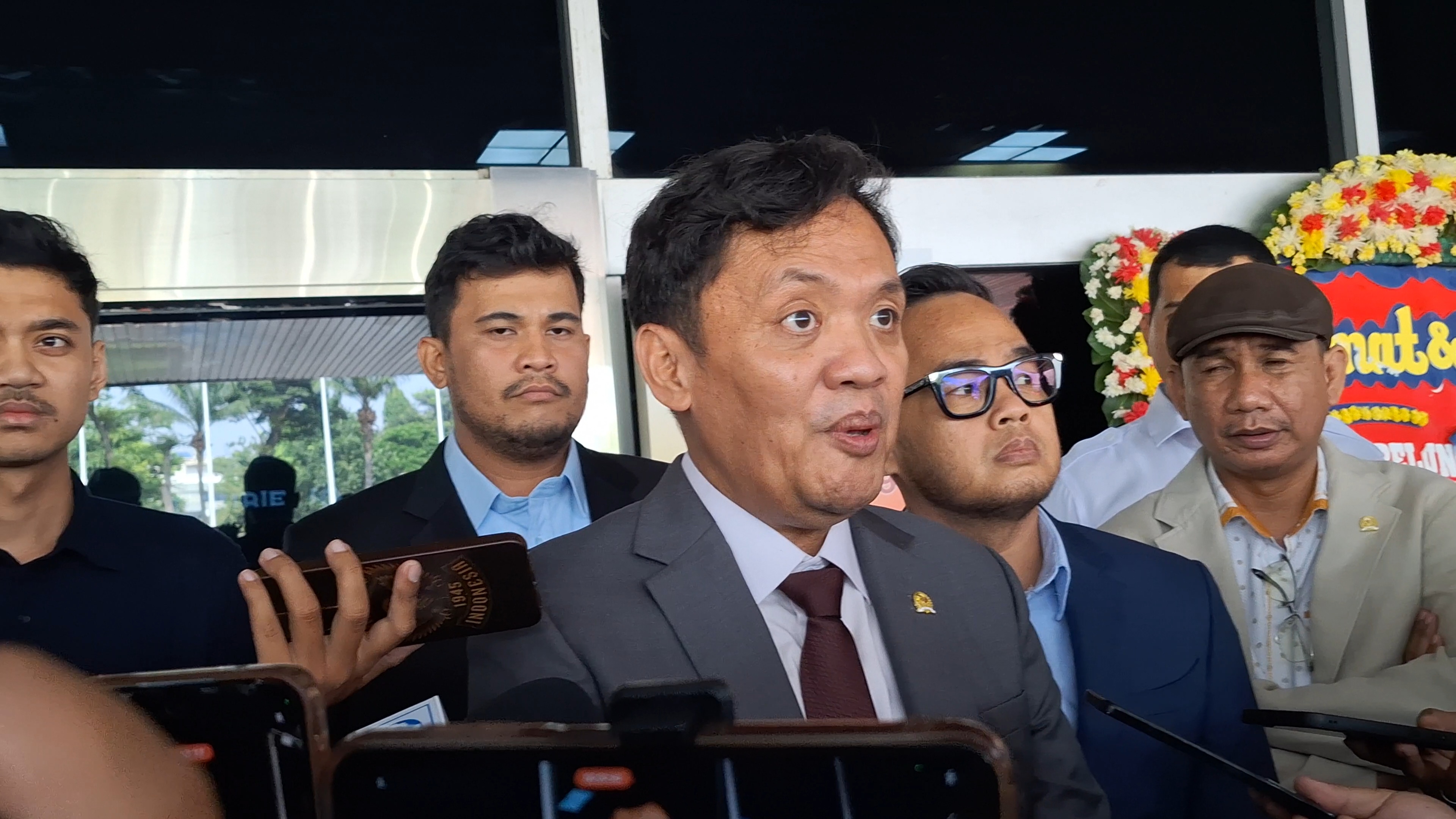 Kericuhan 27 Agustus Disorot DPR, Habiburokhman Minta Dalang dan Penyandang Dana Diusut