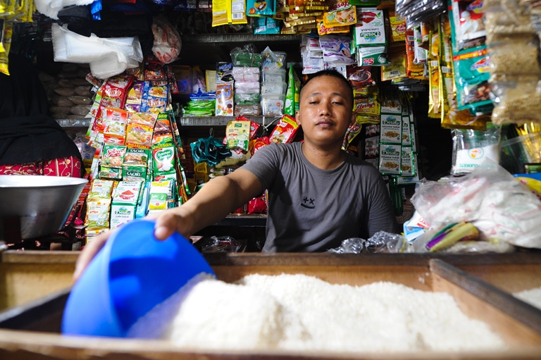 Dapat Informasi Beras Bulog Dijual ke Pengepul, Paguyuban Pedagang Pasar Surabaya Turun Gunung