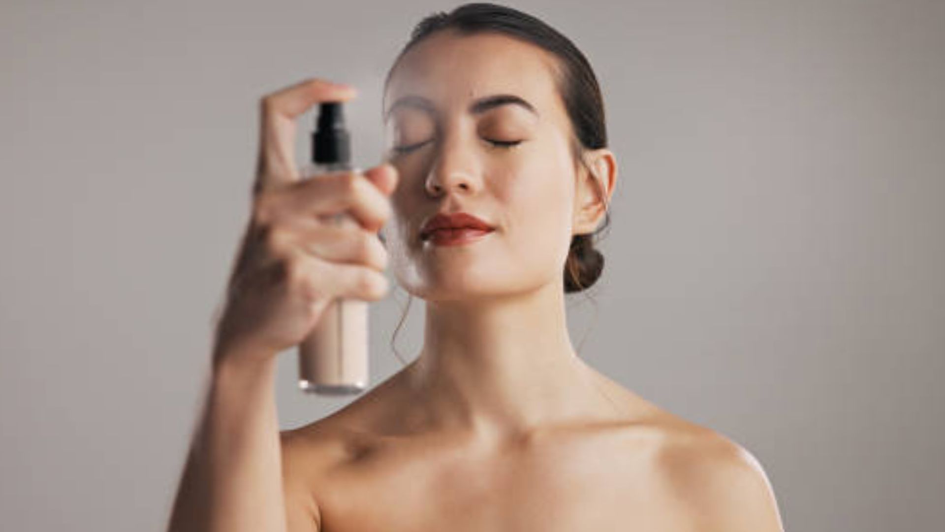 Setting Spray: Rahasia Makeup Tahan Lama Sepanjang Hari