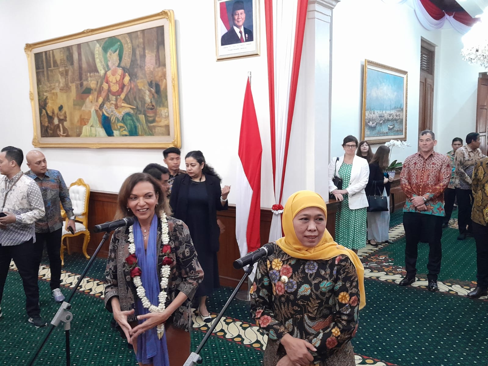 Bertemu Menteri Australia, Khofifah Ajak Kerjasama Benih Jagung, Susu, Sampai Rumput Laut
