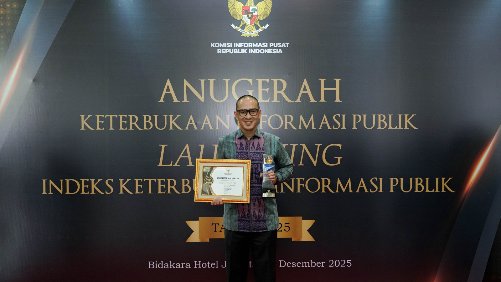 Kemenkum Raih Badan Publik Informatif 4 Tahun Berturut-turut