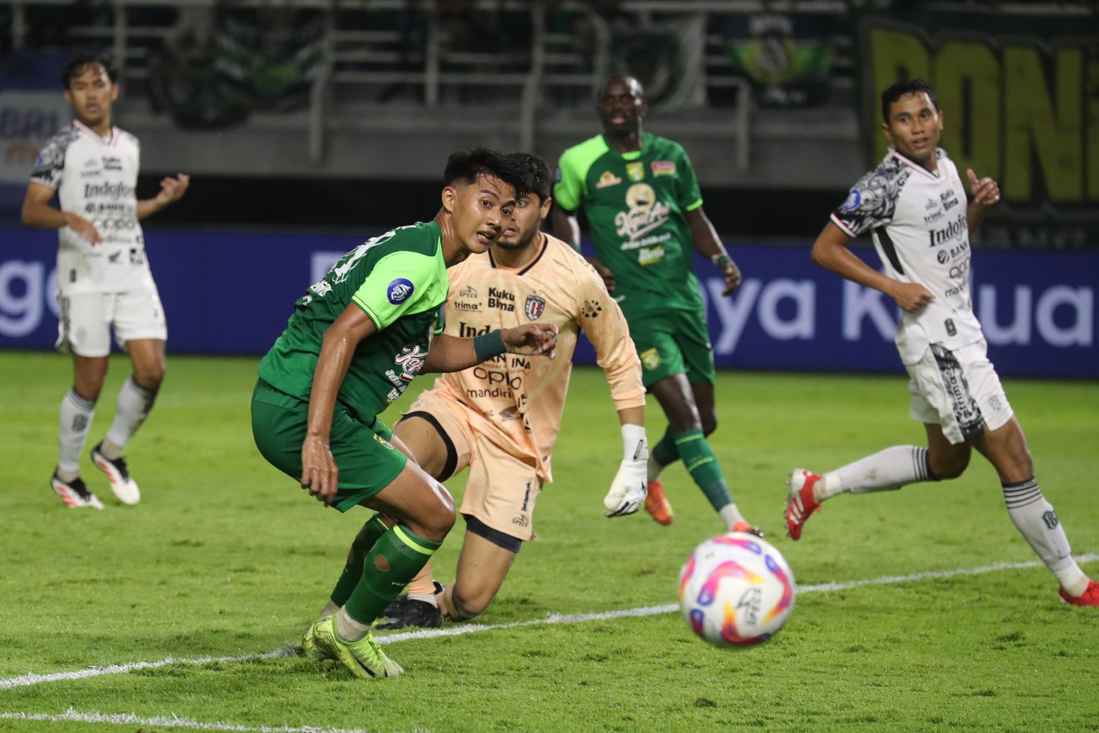 Persebaya Disikat Bali United 3-1, Uston Nawawi: Kami Banyak Blunder!