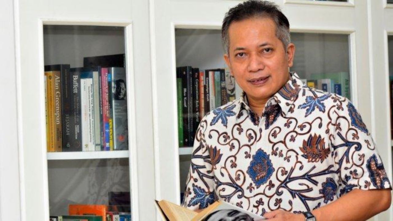 Cheng Yu Pilihan Menteri Koperasi Indonesia Ferry Juliantono: Shou Jing Da Quan