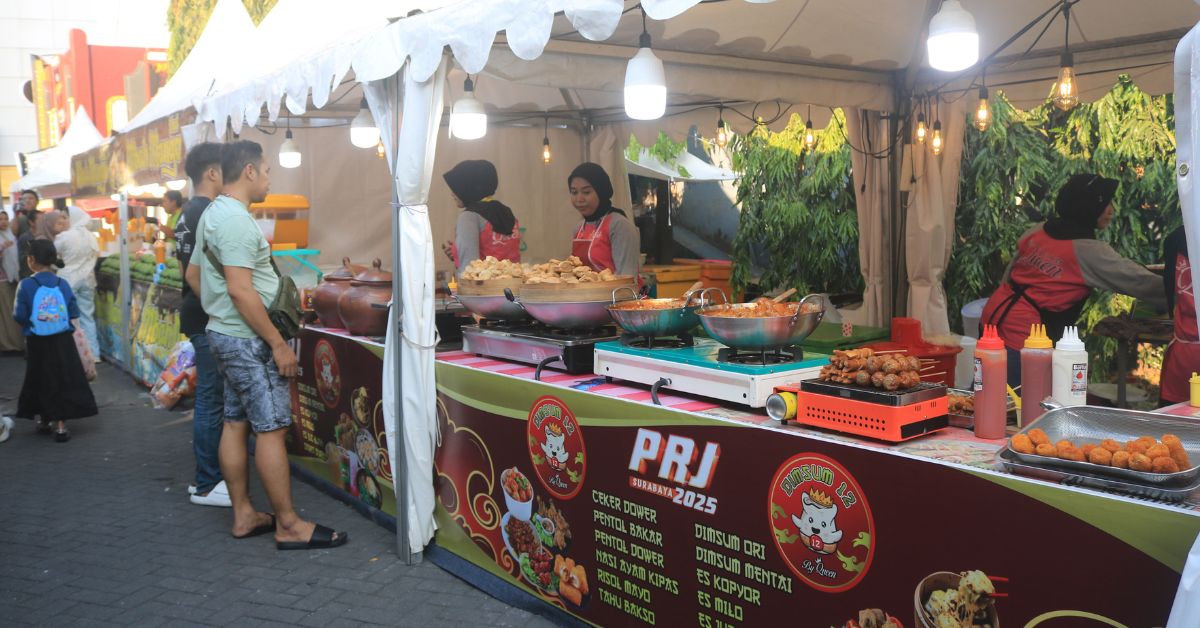 PRJ Surabaya 2025: 5 Hari Dikunjungi 100 Ribu Orang, Produk Makanan Paling Diburu