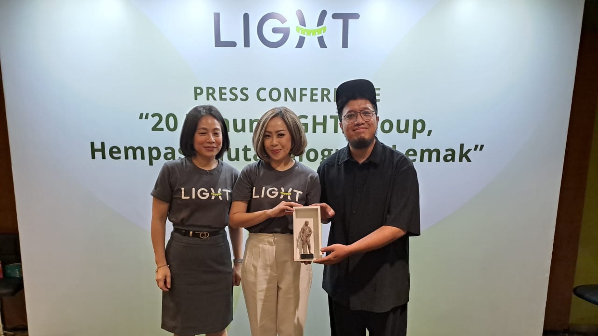 Hempas 1 Juta Kilogram Lemak, LIGHT Group Rayakan Pencapaian 20 Tahun