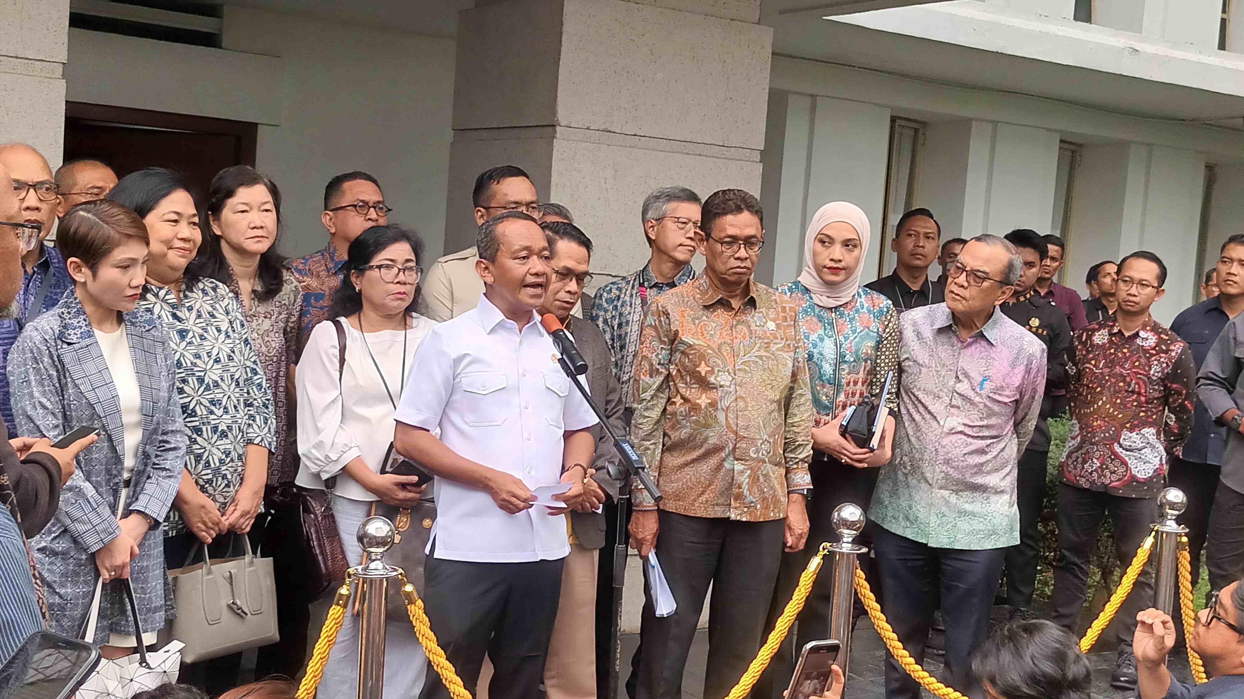 Soal Kelangkaan BBM di Shell, BP hingga AKR, Bahlil: Kuota Impor Tahun Ini Lebih Besar!