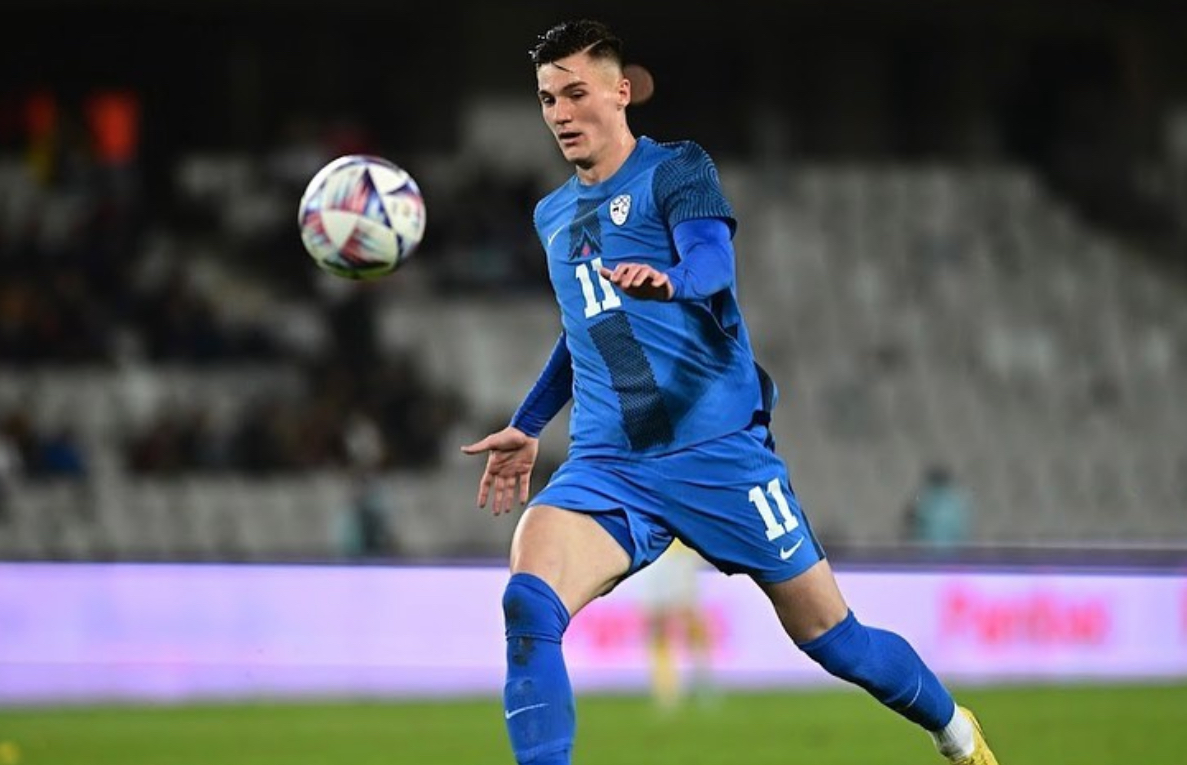 MU Jual 4 Pemain Lagi untuk Seimbangkan Keuangan, Sang Hero Baru Siap Mendarat di Old Trafford