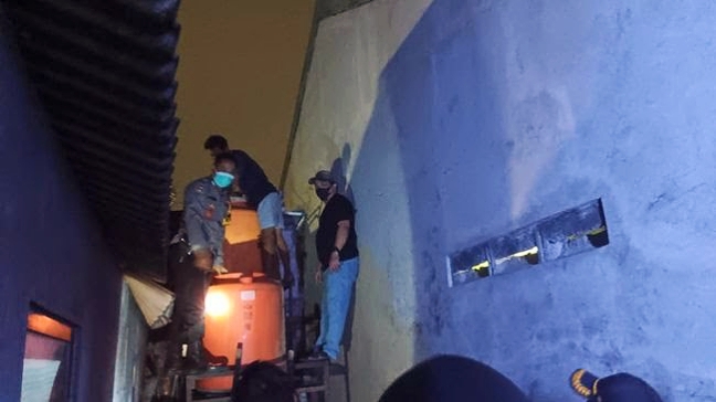 Geger Penemuan Mayat Bertato di Dalam Toren Air di Pondok Aren, Sudah 3 Hari Terendam