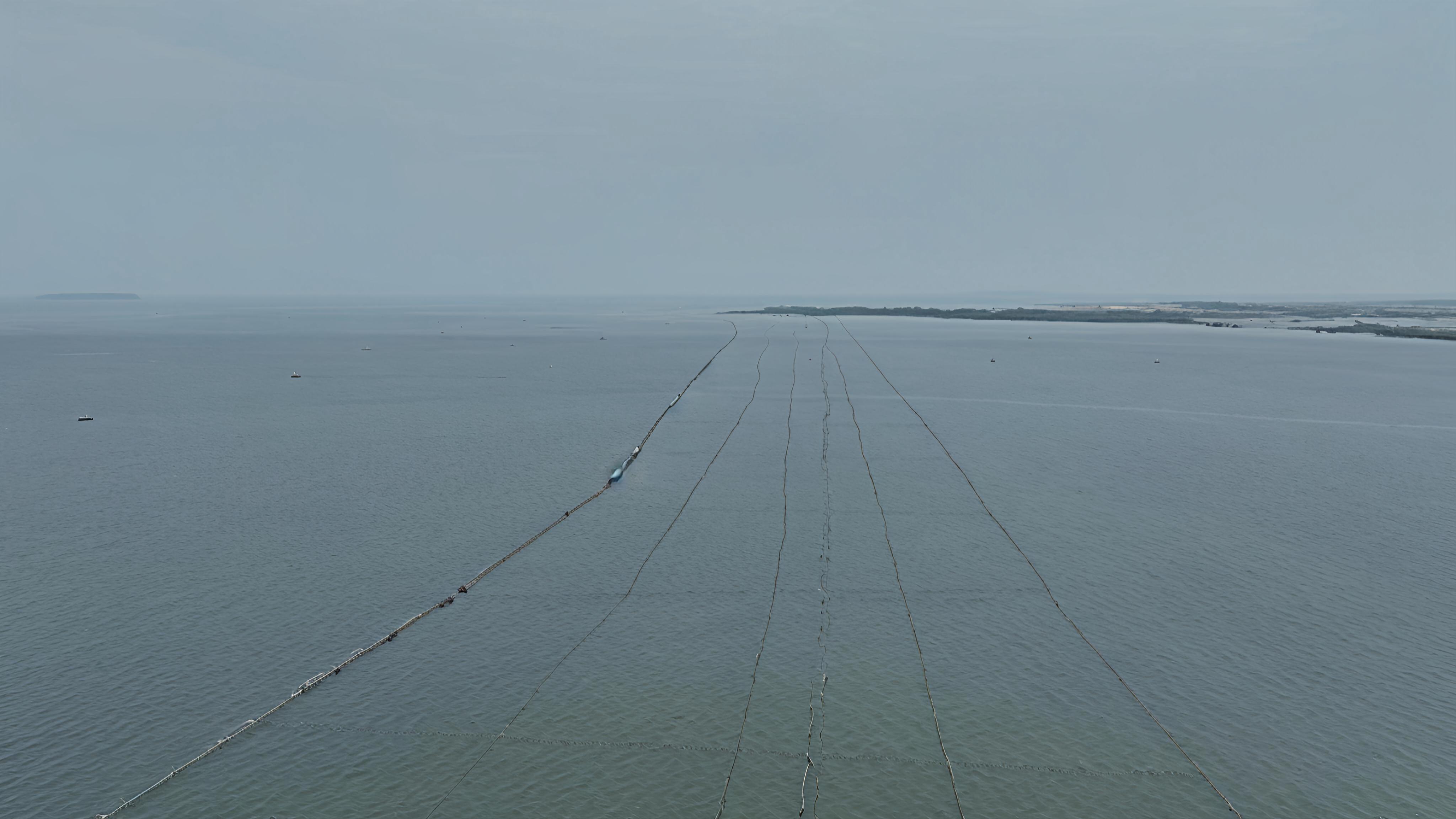 Misteri Pagar Laut Terbentang 30 Km di Pesisir Utara Tangerang, KKP Ngaku Gak Tahu? 