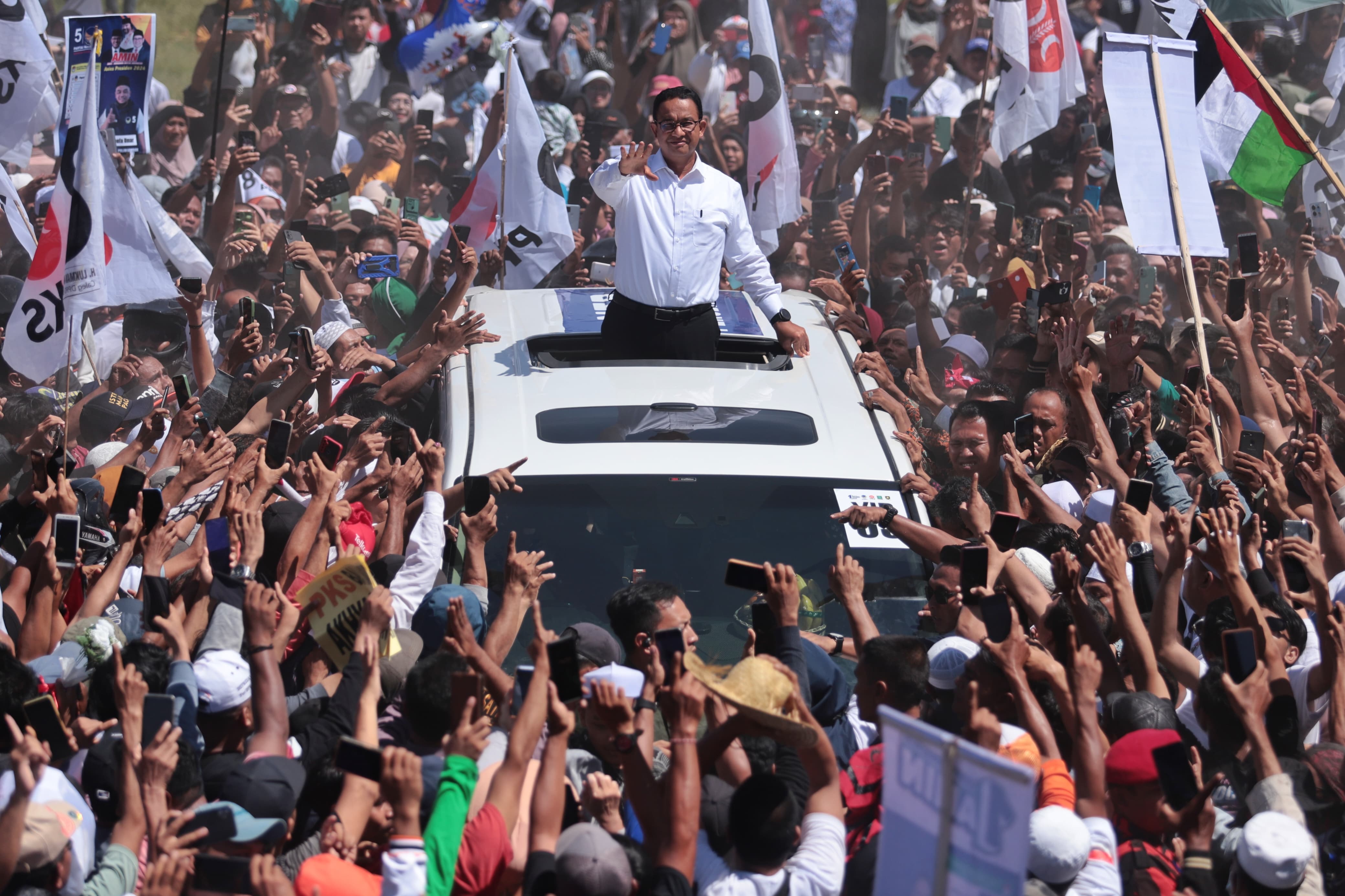 Safari Politik di Mataram, Anies Apresiasi Antusiasme Warga NTB yang Tinggi pada Perubahan