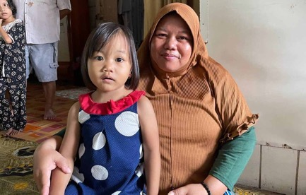Anak Sulung Siti Ramlah Meninggal Karena Thalasemia, Kini Anak Bungsunya Juga Kena