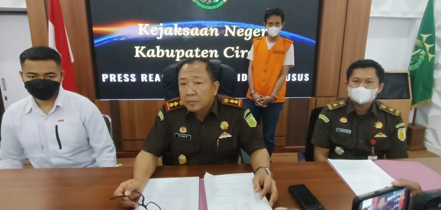 Pegawai Desa Ditahan Kejari Kabupaten Cirebon karena Ikut Menikmati Korupsi BLT Covid-19