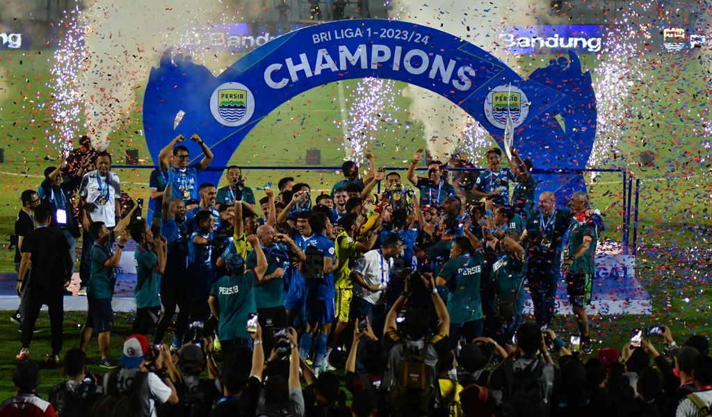 Pesta Pora Persib Bandung Juara BRI Liga 1 2023/2024, Usai Penantian 10 Tahun Menjadi Kampiun