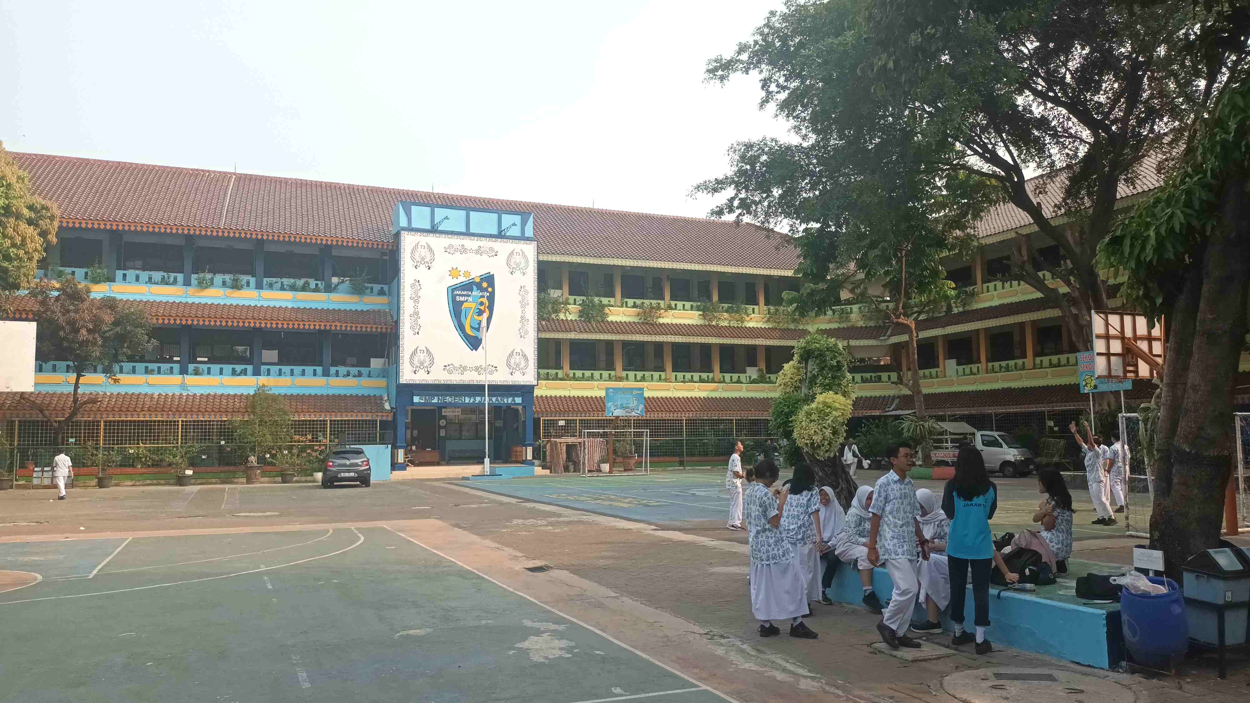 Siswa SMPN di Jaksel Nekat Lompat dari Lantai 3 Sekolah, Teman Sebut Korban Sosok Yang Pendiam