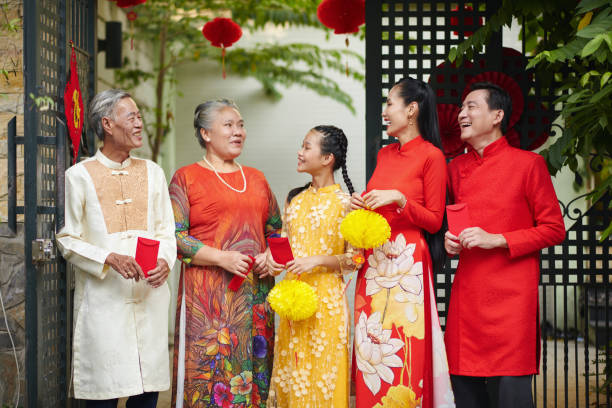 Cheongsam dan Changshan: Pesona Busana Tradisional Tionghoa di Hari Imlek