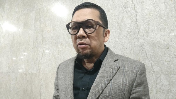 Komisi II DPR RI DPR Kritik KPU, Ijazah Capres-Cawapres Harus Jadi Hak Publik