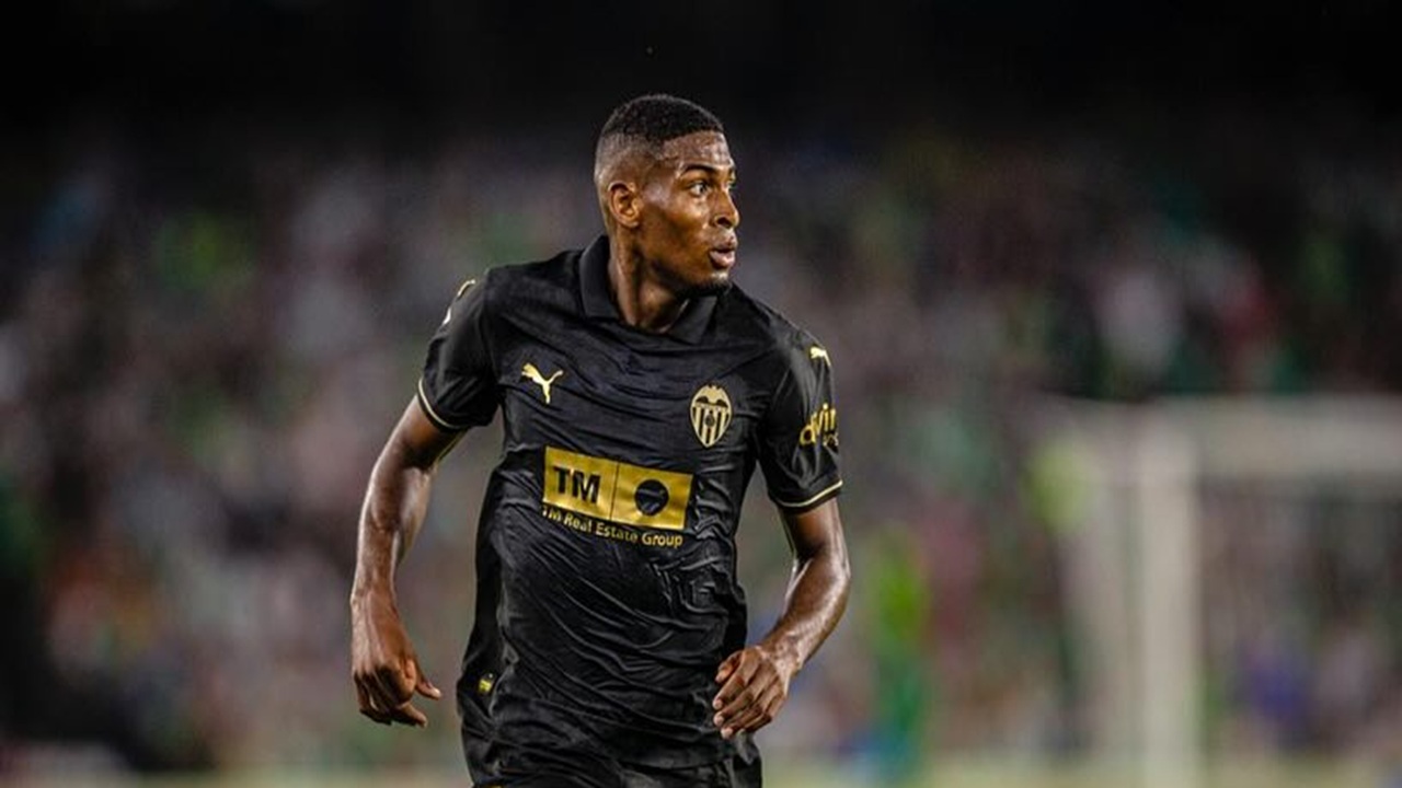 Cristhian Mosquera Tolak Kontrak Baru di Valencia, Prioritaskan Transfer ke Arsenal
