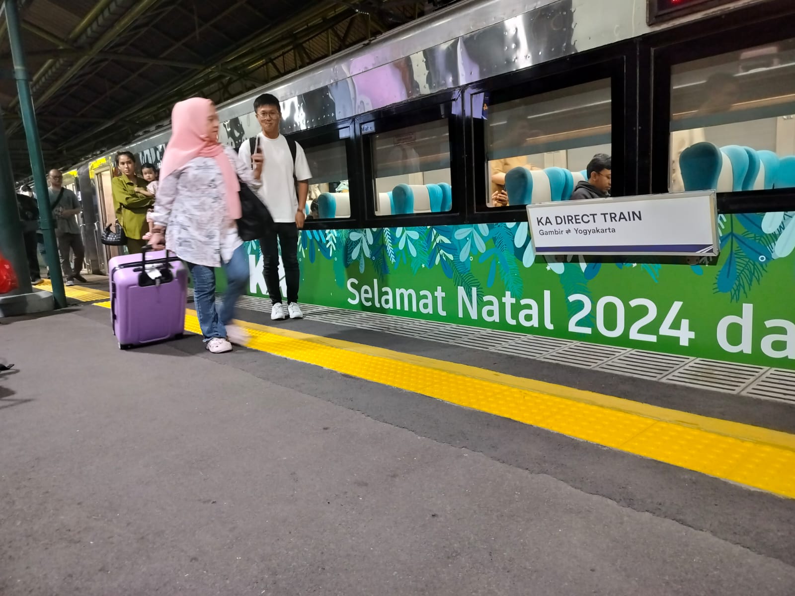 Link Pesan Tiket Kereta Direct Train, Cek Jadwalnya di Sini