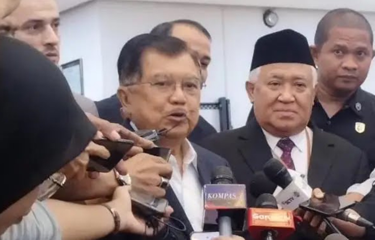 Jusuf Kalla Buka Suara Soal Sengketa Tanah Tanjung Bunga: Mafia Tanah Harus Dilawan Bersama!