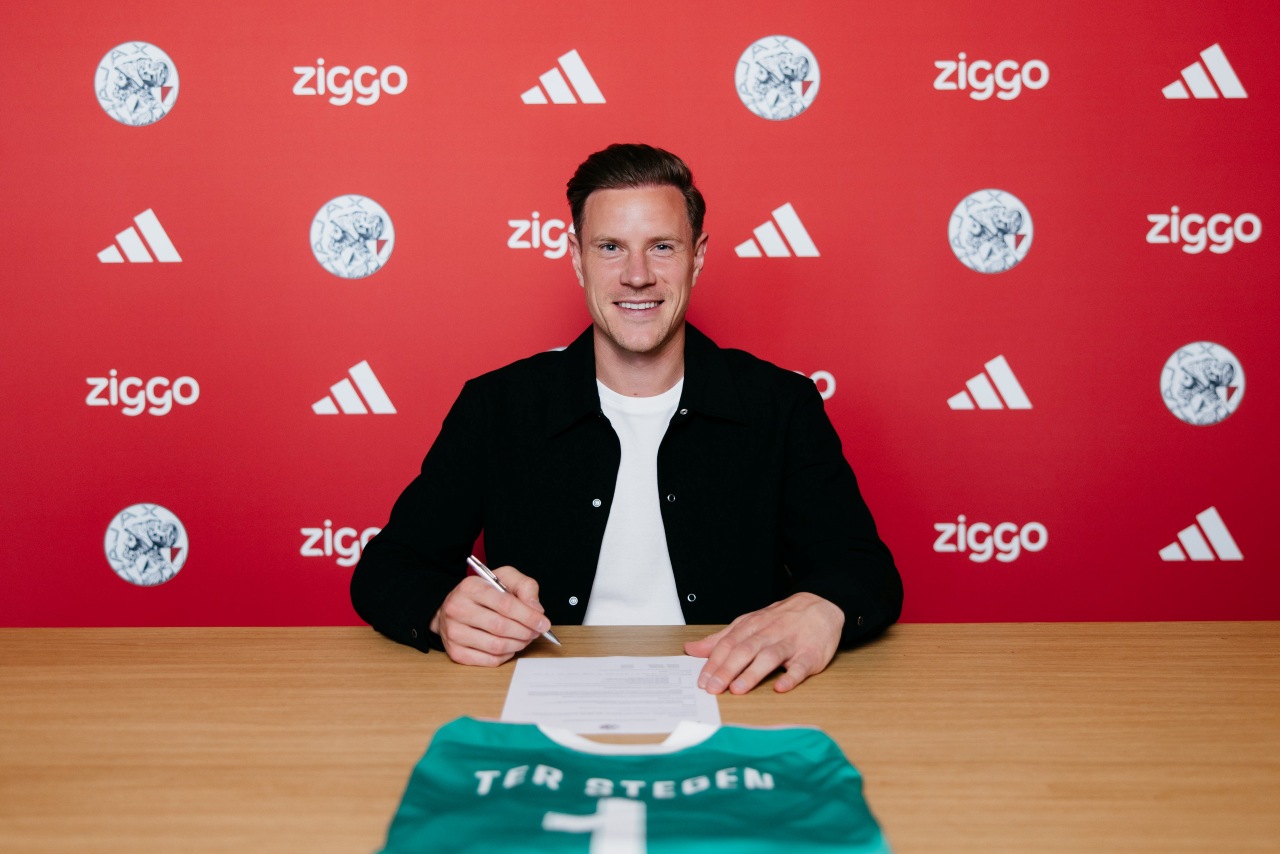 Ter Stegen Tinggalkan Barcelona, Gabung Ajax dengan Status Pinjaman