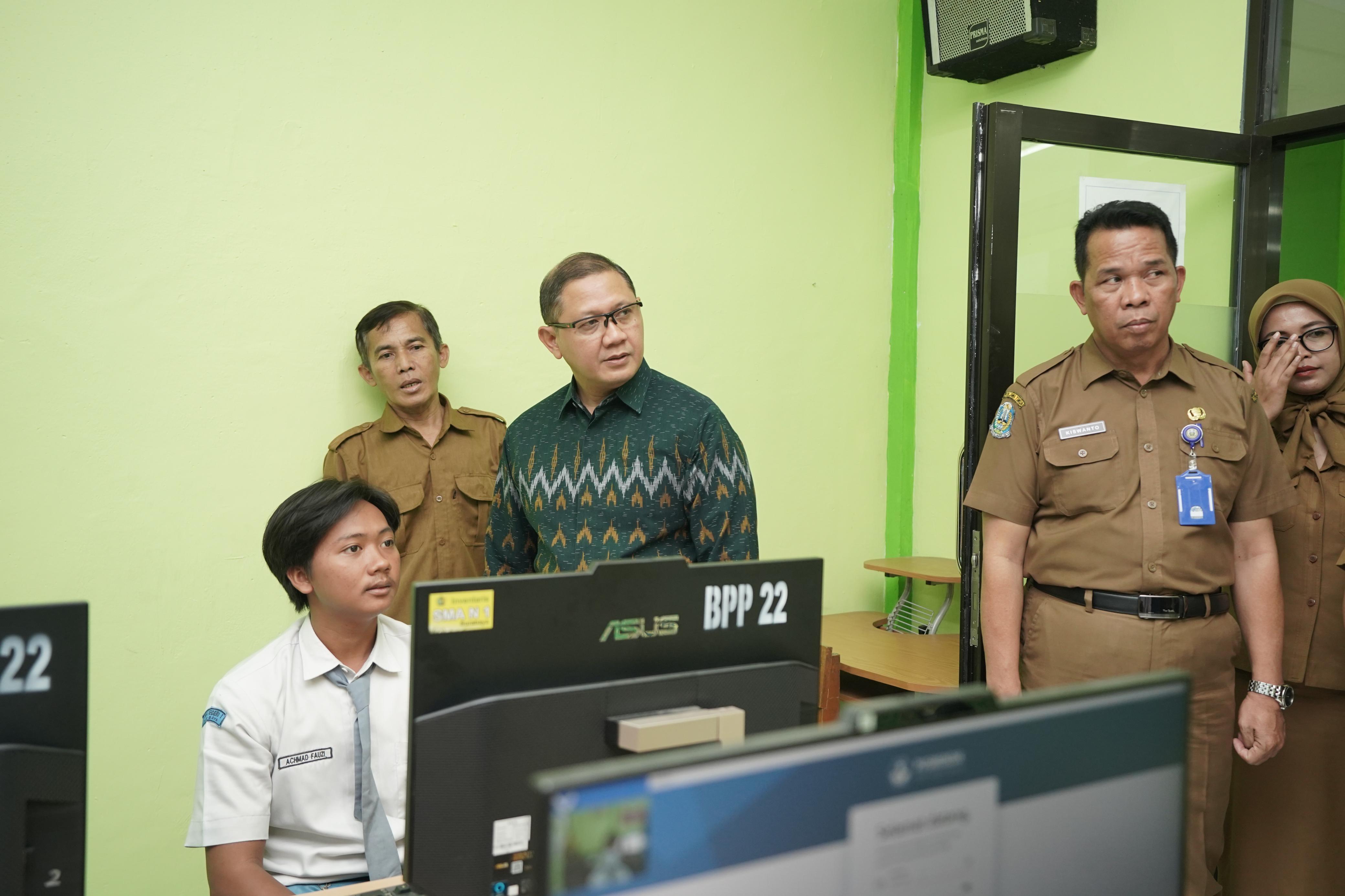 Meski Bukan Penentu Kelulusan, Dindik Jatim Dorong Siswa Serius Kerjakan TKA, Ini Alasannya