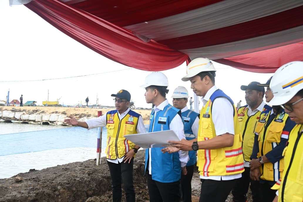 Wapres Gibran Tinjau Proyek Tol Semarang–Demak Seksi I untuk Kendalikan Rob Pantura