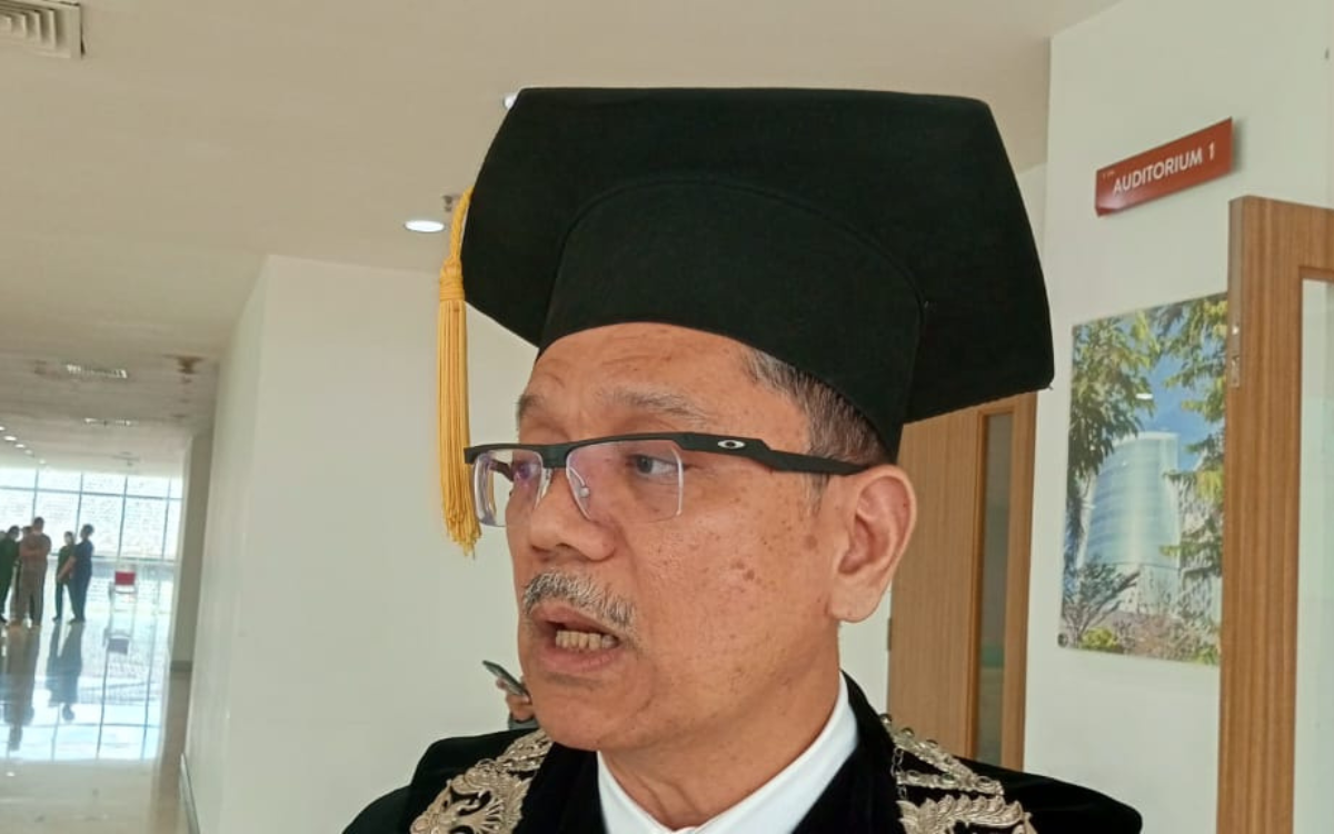 Dekan FKUI Dukung Prof BUS, Berharap Polemik Pemberhentian Dekan Unair Segera Teratasi