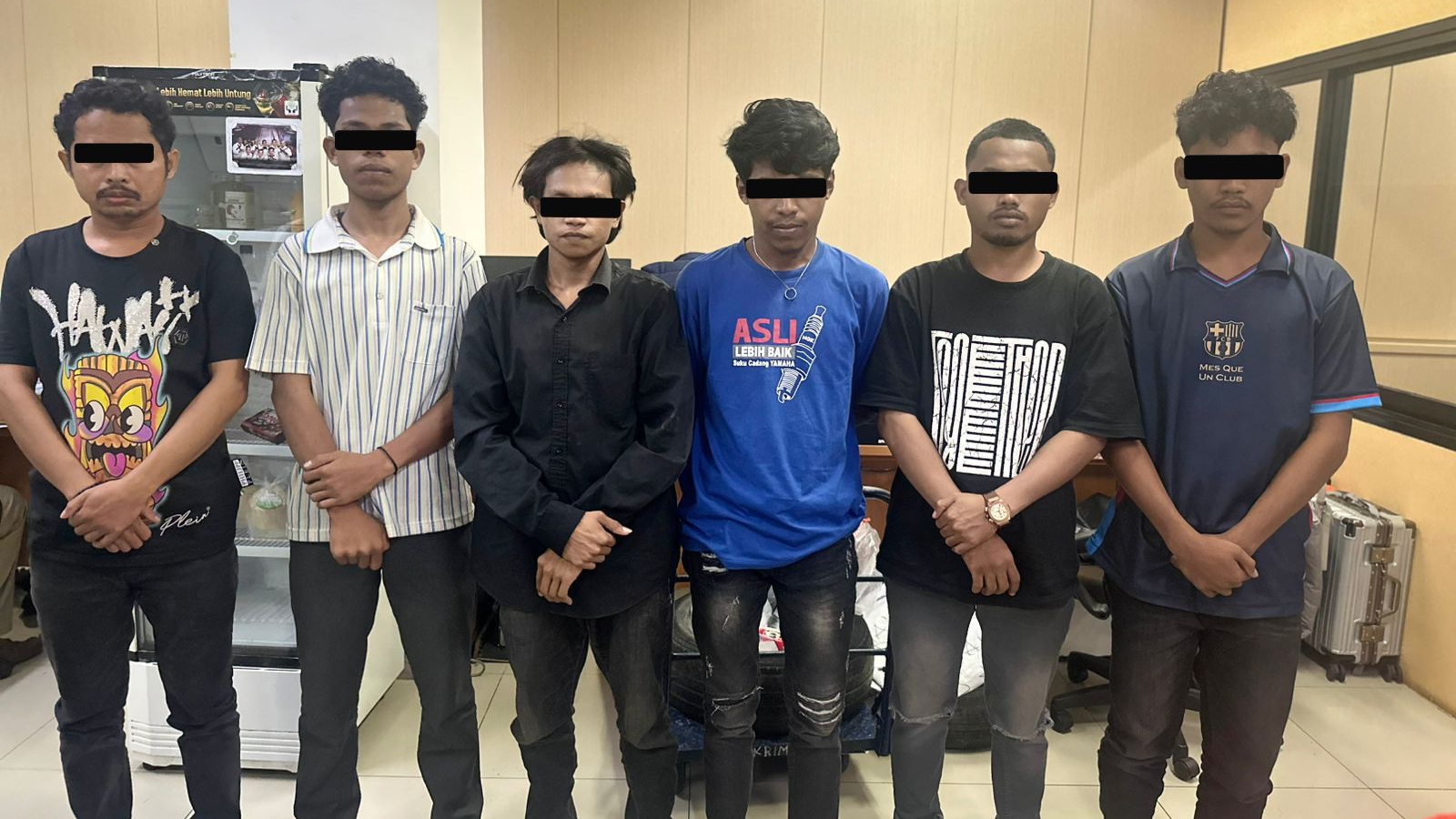 Bikin Rusuh Saat Demo di Kemenpora, 20 Mahasiswa Digiring ke Polres Jakpus