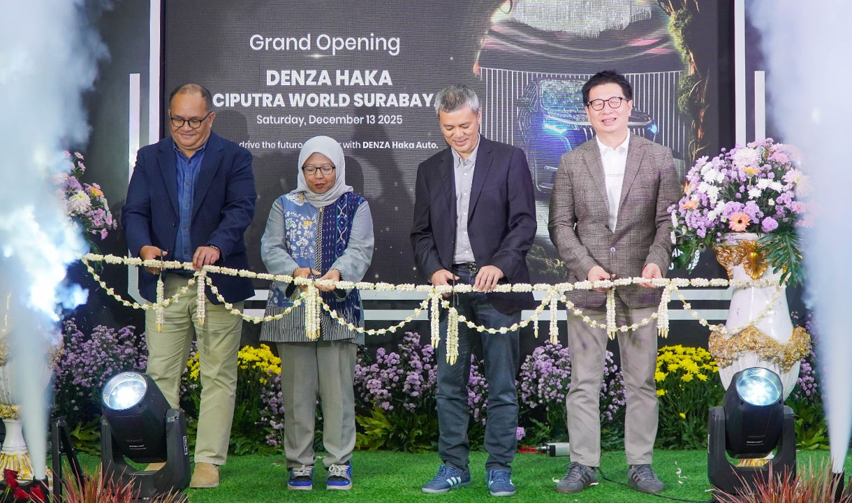 Haka Auto Resmikan Denza Haka Ciputra World Surabaya