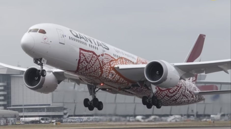 Khawatir Serangan Udara Iran ke Israel, Qantas Batalkan Penerbangan Perth London