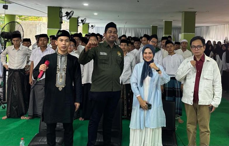 Sambut Hari Santri Nasional 2024, FOKSI dan Kemenkominfo Gelar Talkshow untuk Tegaskan Kecakapan Digital Santri